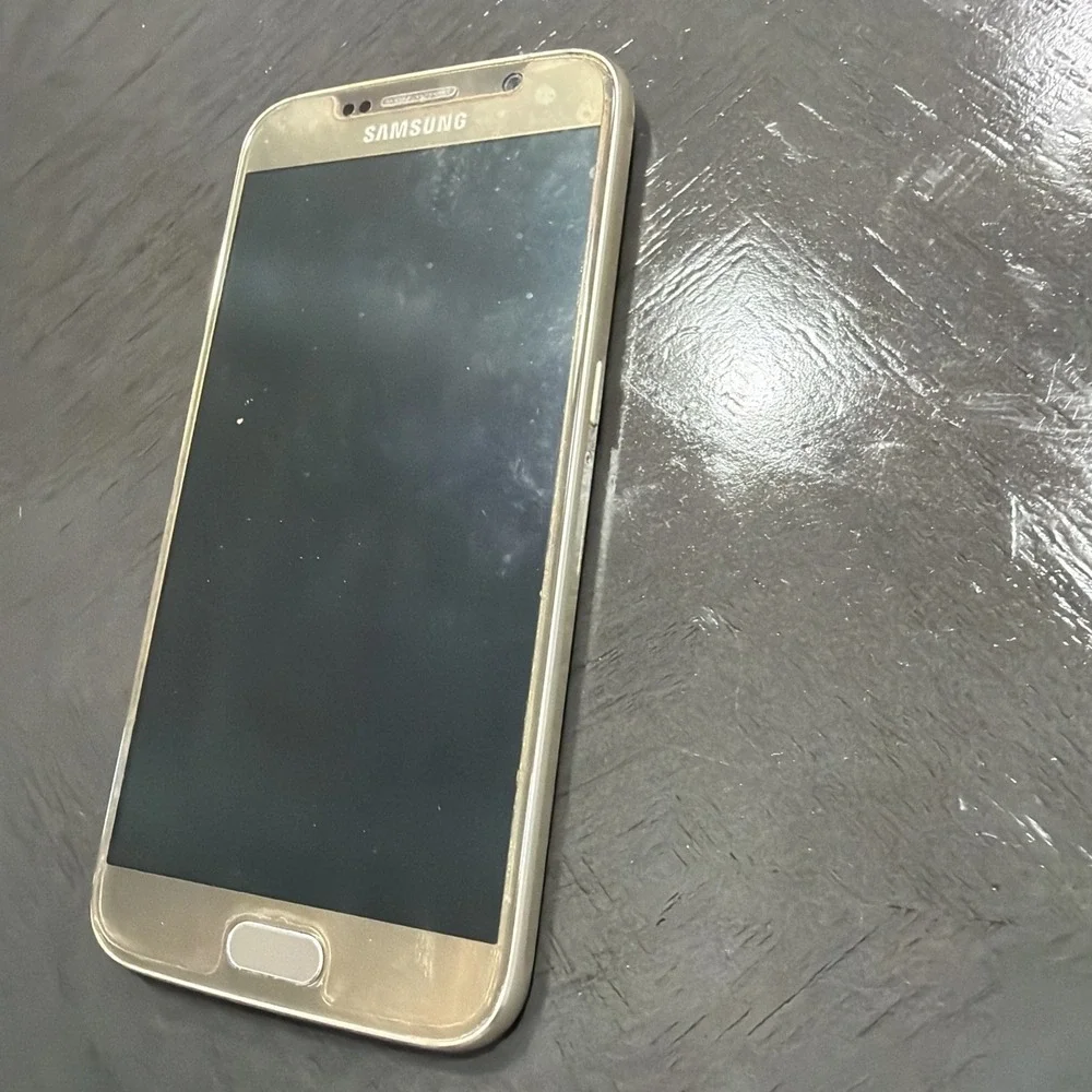 Samsung Galaxy S6 - 32 GB - Gold Platinum Parts Only